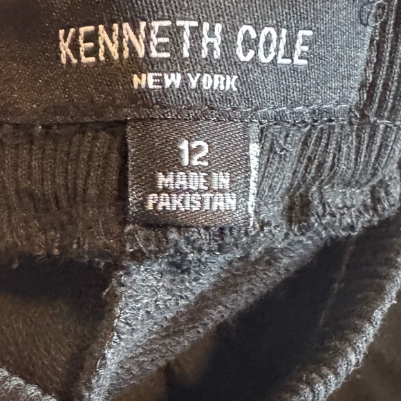 KENNETH COLE Gray and black Boy’s Shorts, Size 12 - Picture 3 of 10